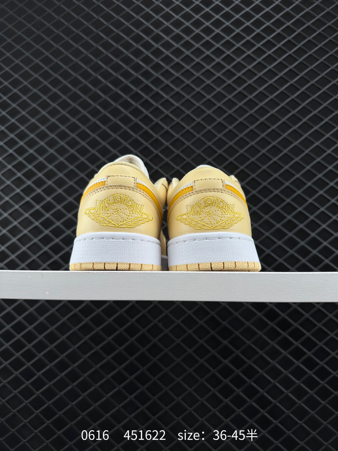 Air Jordan 1 Low AJ1